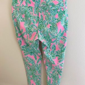 Lilly Pulitzer Corso Pants sz 8 “Hanging Around”